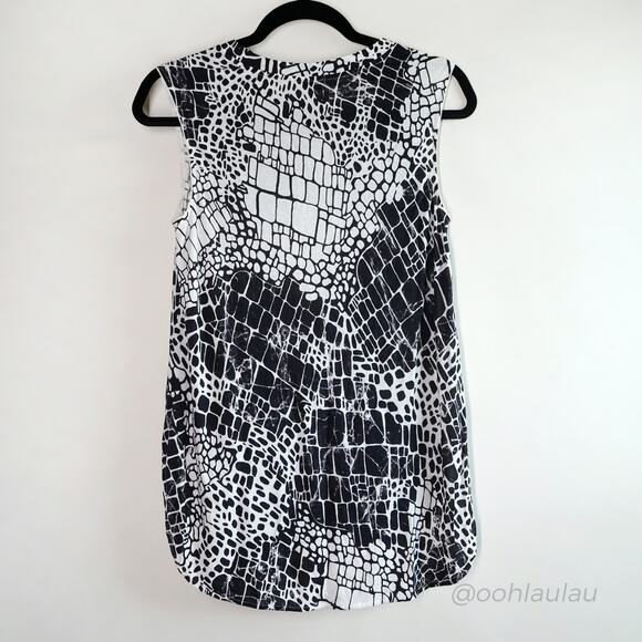 Vince Croc Print Muscle Tank Top - Picture 4 of 5